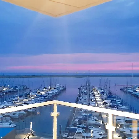 6 Personen In Apartment *